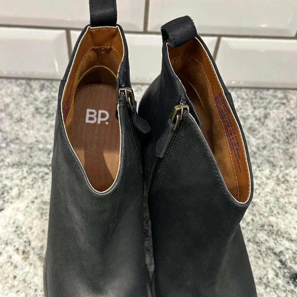 BP. Women 8.5 Lance Leather Ankle Booties Black Stacked Block Heel Side Zip